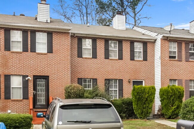 Foto del edificio - 796 Joseph Club Dr