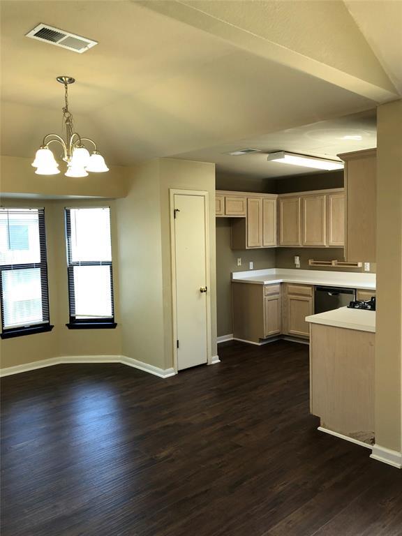 Building Photo - 603 Deercreek Ln