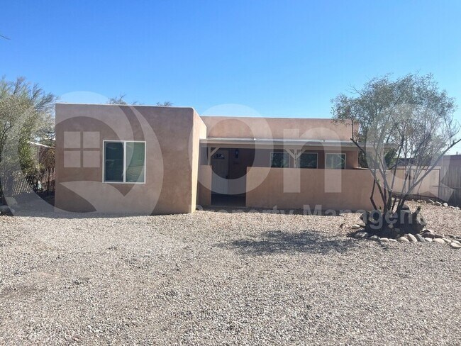 Foto del edificio - 216 E Waverly St