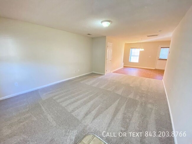 Building Photo - 8731 Hayden Glenn Dr