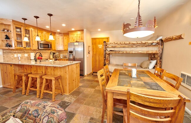 Building Photo - St. Anton Beautifully Updated Corner Unit.