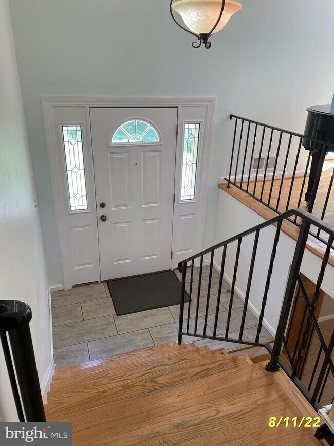 Building Photo - 4139 Lenox Dr