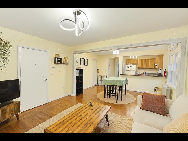 Foto del edificio - 2819 21st Ave