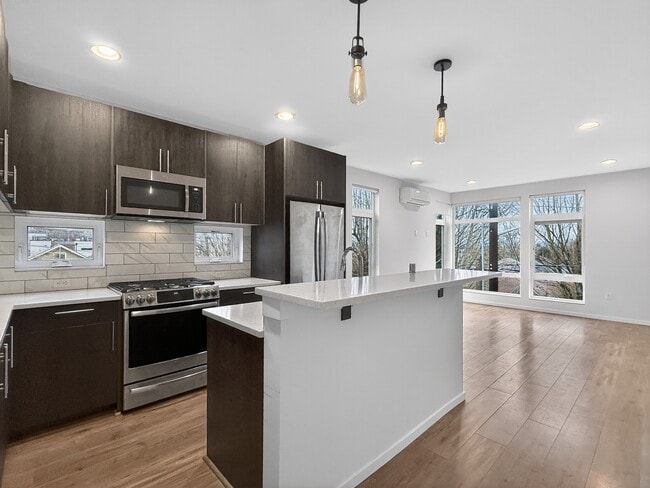 Photo - 2013 15th Ave S Townhome