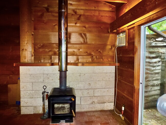 Wood burning stove - 305 Brentwood St