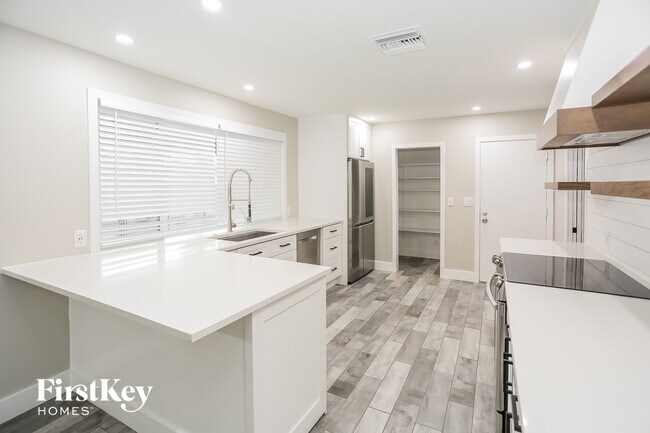 Foto del edificio - 4409 W Griswold Rd