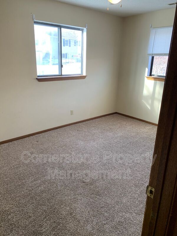 Building Photo - 2718 4th Ave N
