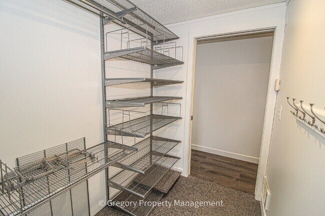 Foto del edificio - 1202 44th St SE