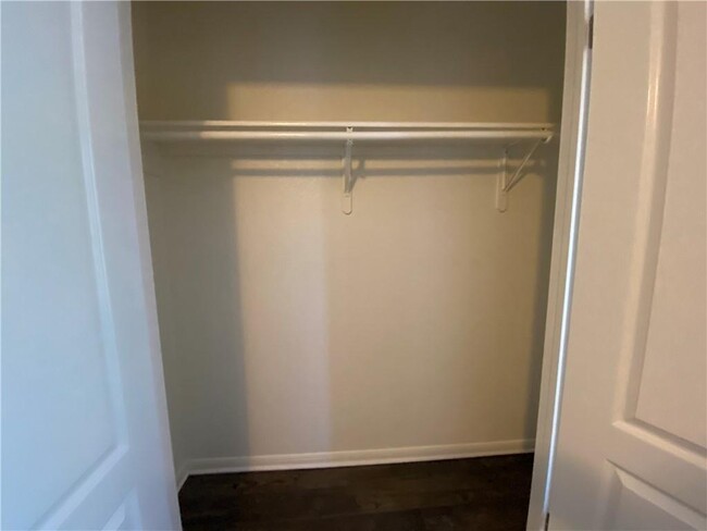 Building Photo - 3304 Bratton Heights Dr