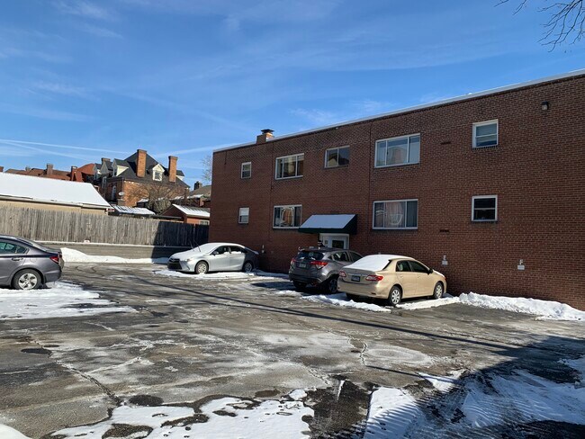 Foto del edificio - 420 S Aiken Ave