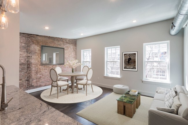 Foto del edificio - 210 3rd St