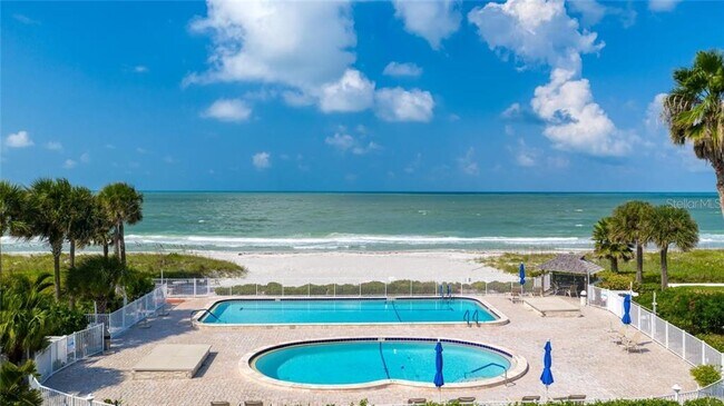 Foto del edificio - 4825 Gulf of Mexico Dr