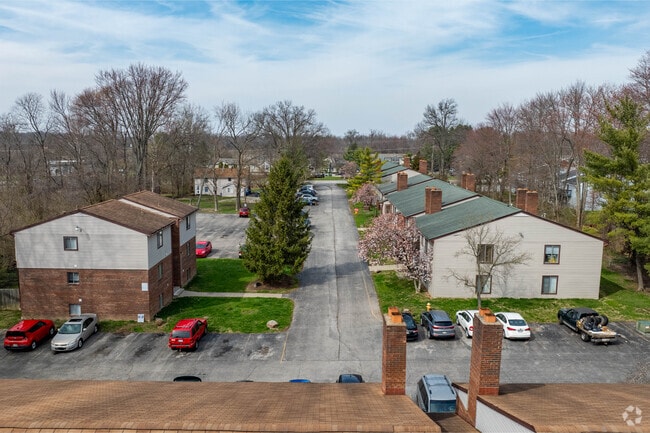 Building Photo - Batavia Meadows