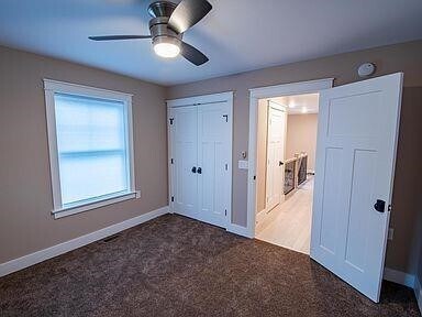 Foto del edificio - 294 W 2nd St