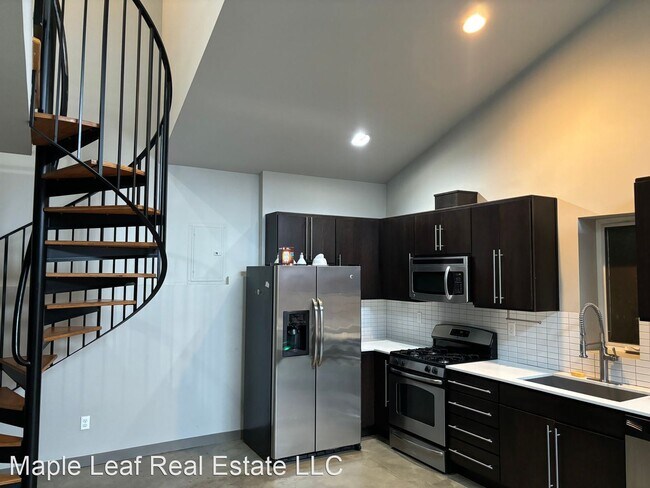 Building Photo - 2 br, 2 bath House - 2415 S Norman St