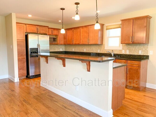 Foto del edificio - 630 E 17th St