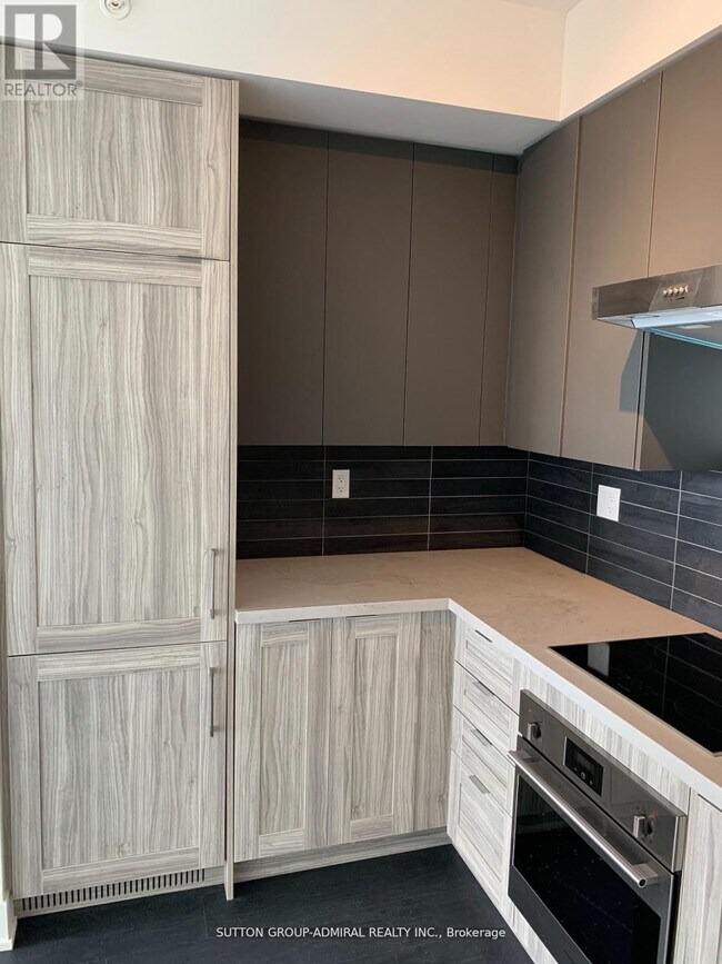 Photo du bâtiment - 2908 Hwy 7