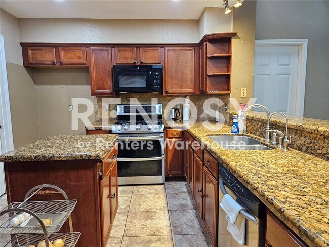 Building Photo - 8807 Vista Springs Dr