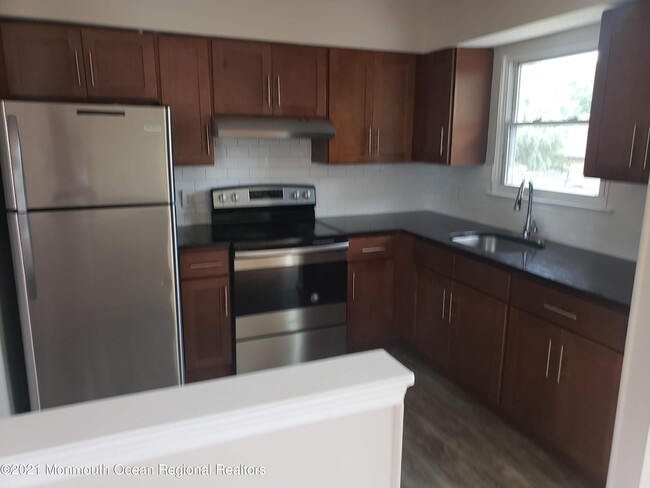 Building Photo - 886 Jane Dr