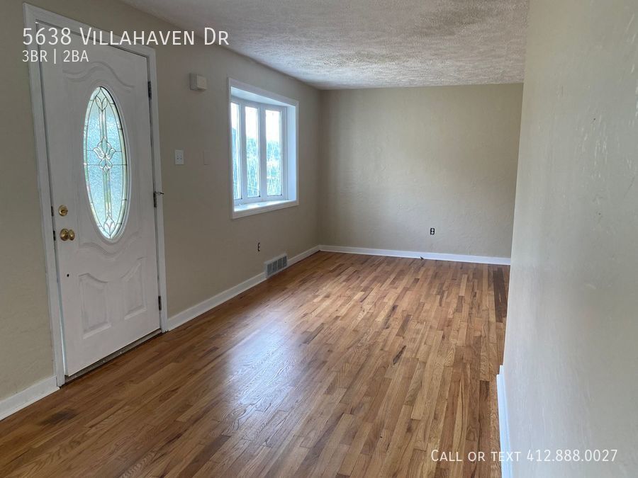 Primary Photo - Charming 3 bedroom 1.5 bath Bethel Park!! ...