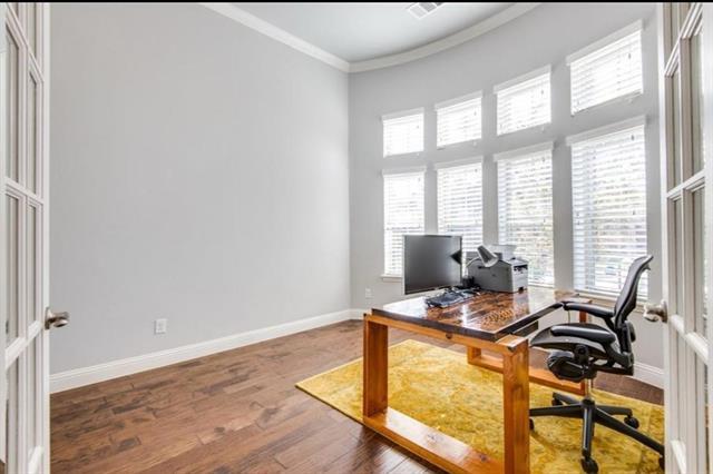 Foto del edificio - 6904 Gallatin St
