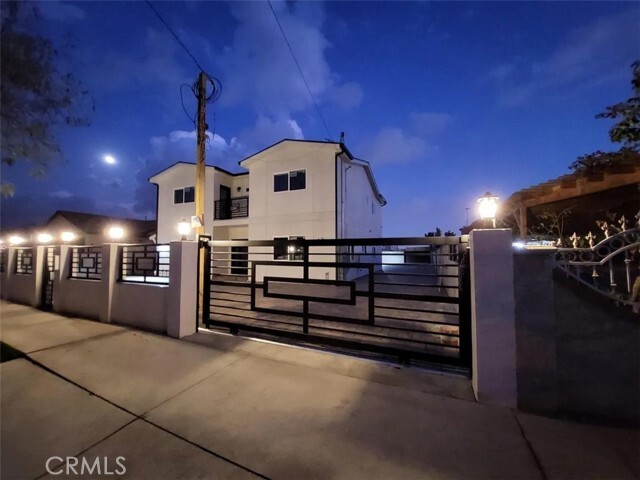 Foto principal - 10934 Nettleton St