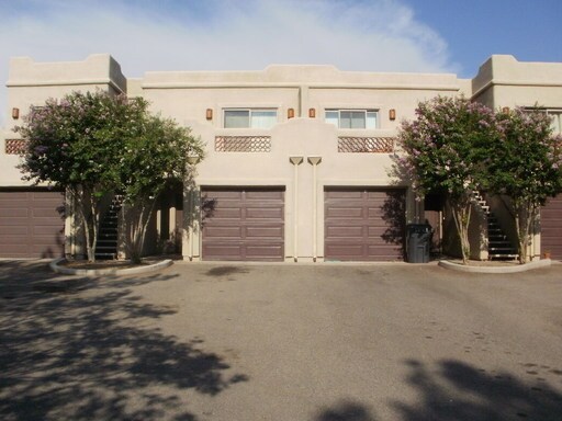 Primary Photo - 5915 N Thunder Ridge Rd