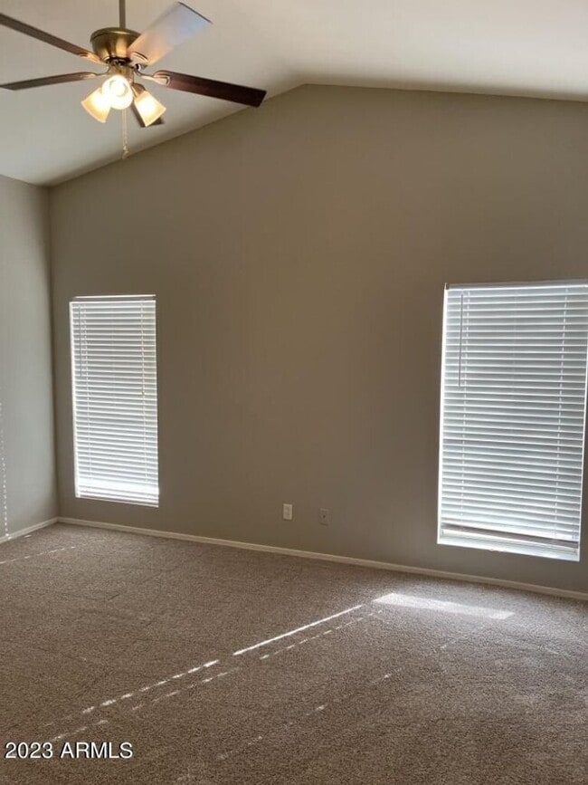 Building Photo - Lovely Home in COYOTE LAKES UNIT 1