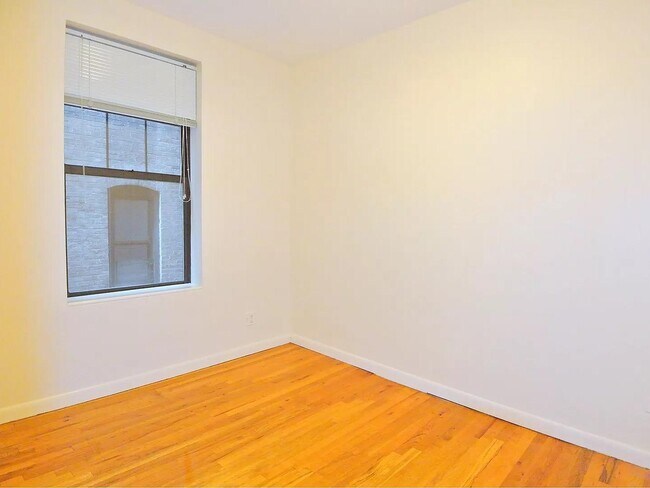 Foto del edificio - 3117 Broadway