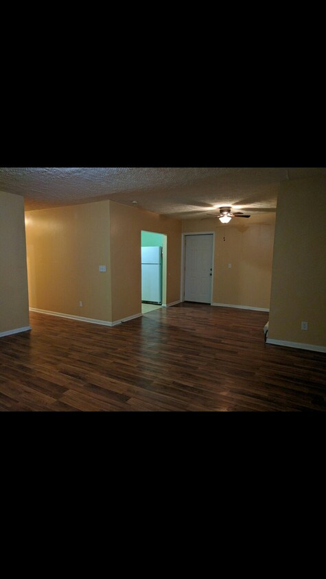 Primary Photo - 775 B St