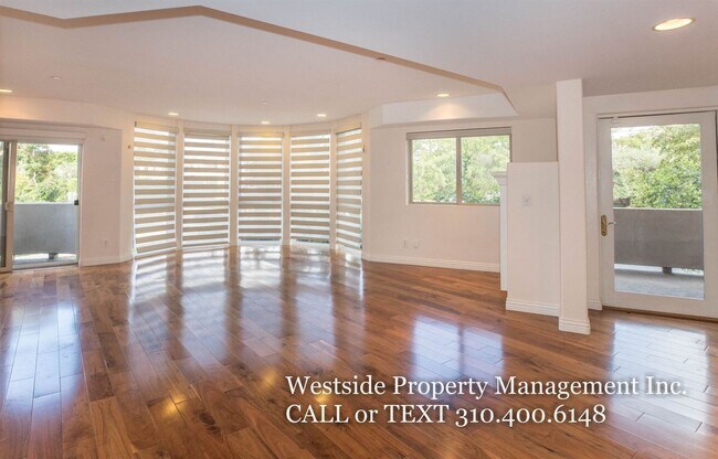 Building Photo - 2 br, 2.5 bath House - 11766 W. Sunset Blv...
