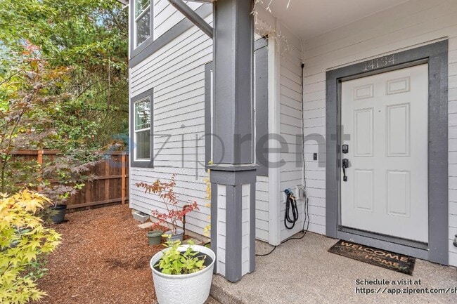 Building Photo - 14134 SW 165th Ave