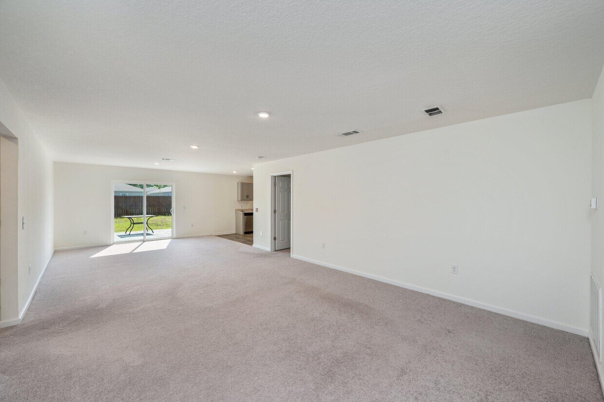 Foto principal - 4378 Jitterbug St