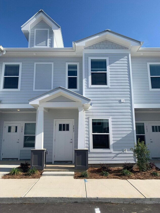157 Palm St, Freeport, FL 32439 Townhome Rentals in Freeport FL