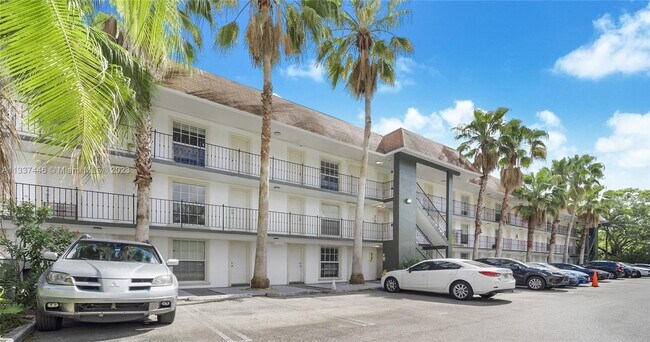 Building Photo - 3245 Virginia St