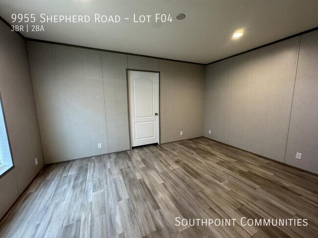 Foto del edificio - 9955 Shepherd Rd