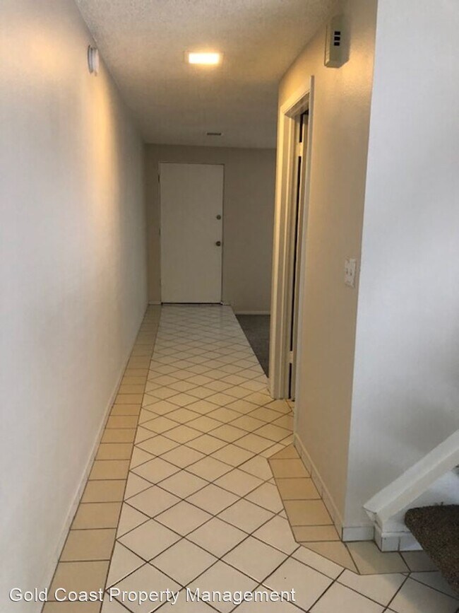 Building Photo - 3269 Ennis Ct