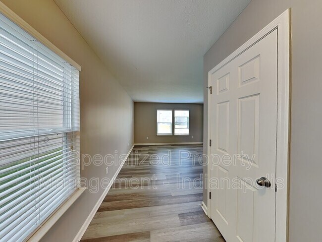 Building Photo - 4086 Lassen Ln