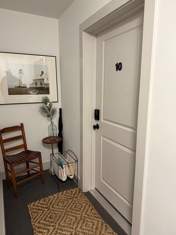 Foto del edificio - 5 W Dane St