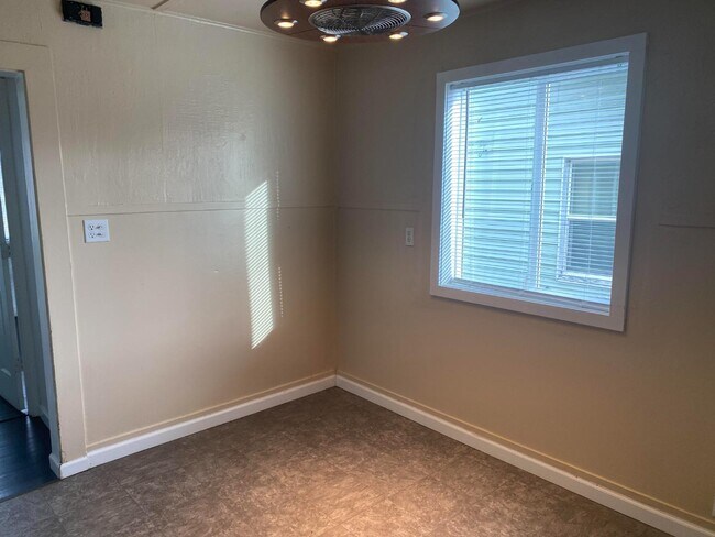 Foto del edificio - 754 California Ave