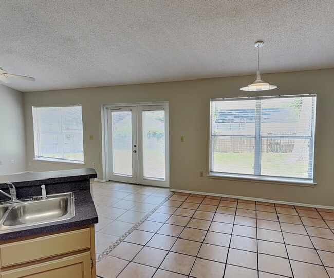 Foto del edificio - 1618 Cassingham Cir