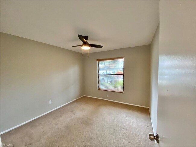 Foto del edificio - 13128 Langton Ct