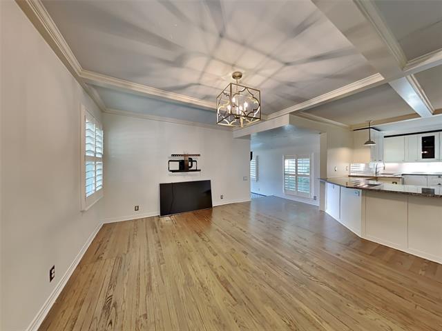 Building Photo - 8902 Redondo Dr