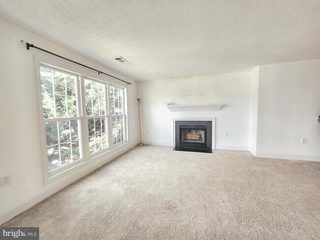 Foto del edificio - 20991 Timber Ridge Terrace