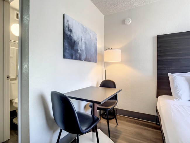 Building Photo - 2535 FL-16