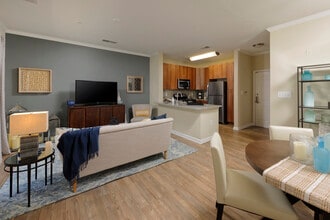 Building Photo - Avalon at Arlington Square