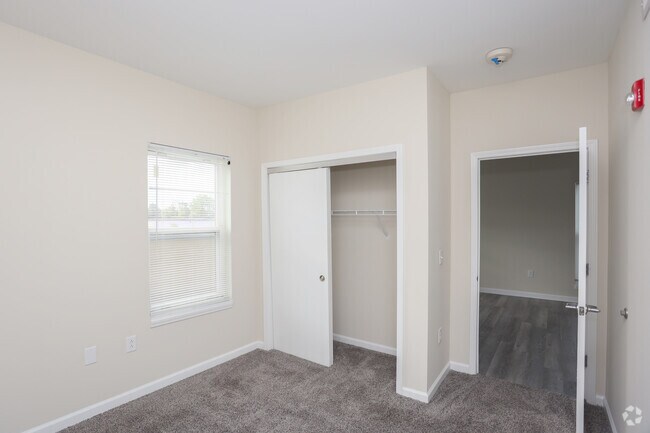 1HAB, 1BA - 623 ft² - Madison Lofts