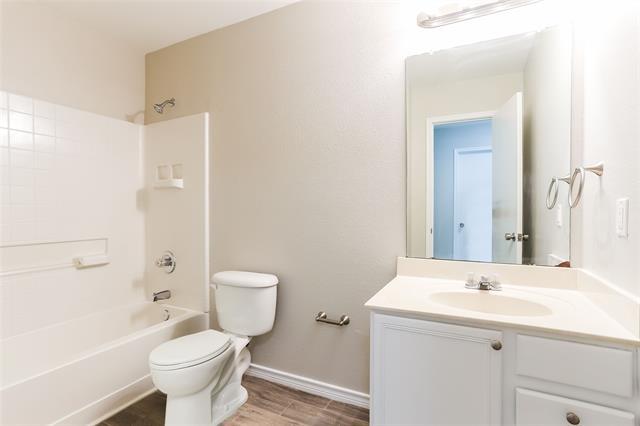 Building Photo - 6160 Balcony Ln