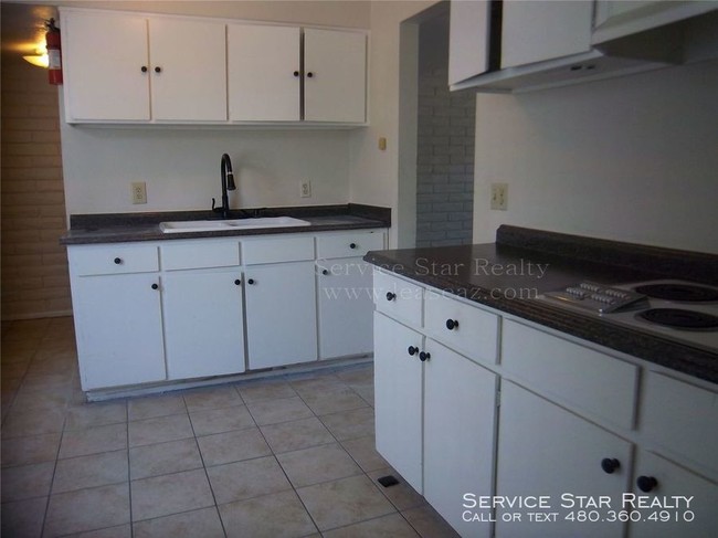 Foto del edificio - 1150 E Orange St
