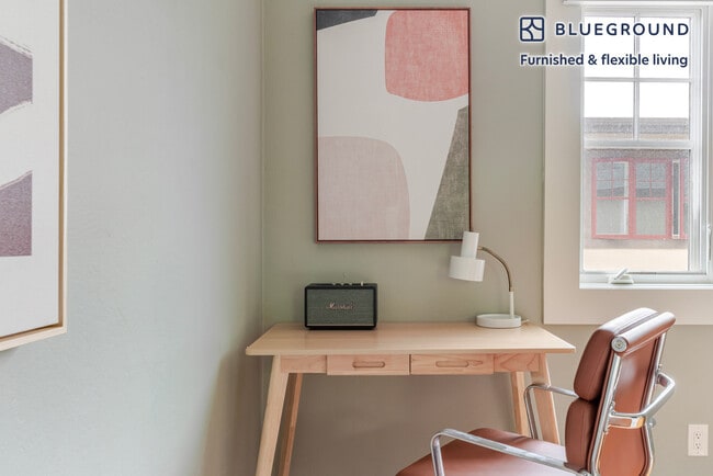 Building Photo - 315 Hawthorne Ave